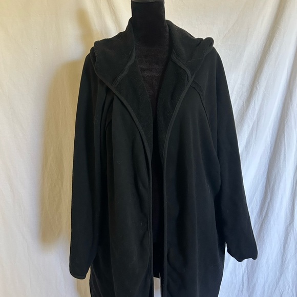 Women's Black Hooded Cape Jacket - Picture 5 of 5